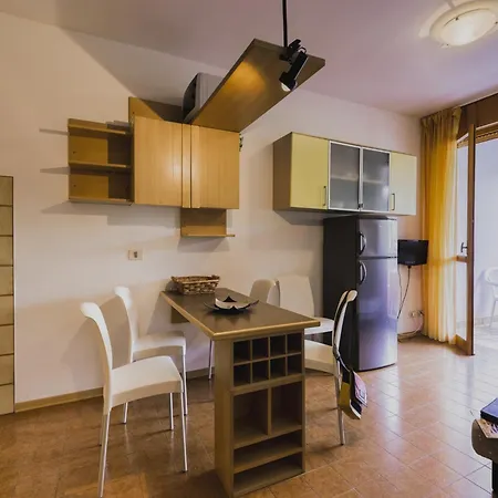 Comfortable Flat Just Steps From The *